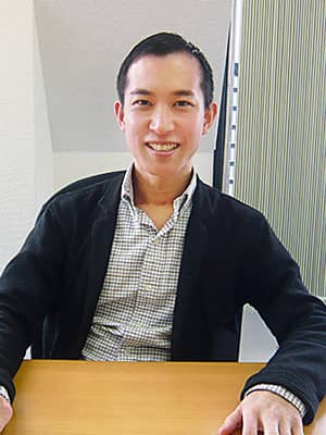 伊藤秀嗣氏