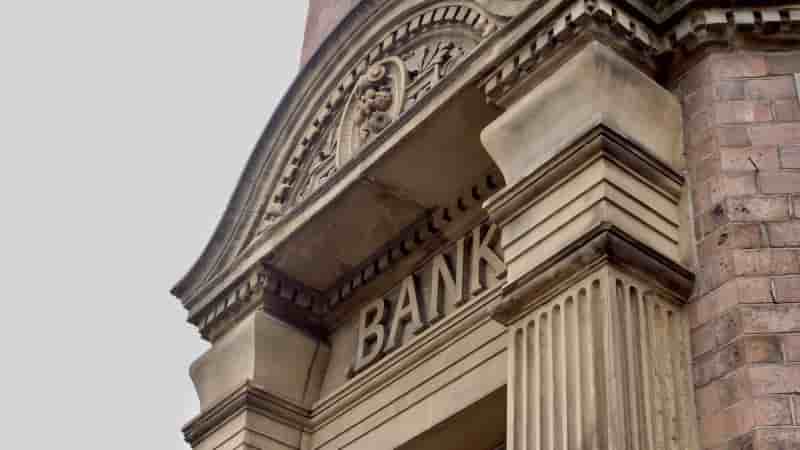 銀行の建物