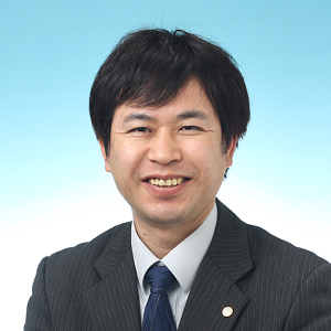 堤氏